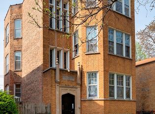 4855 Hull St, Skokie, IL 60077