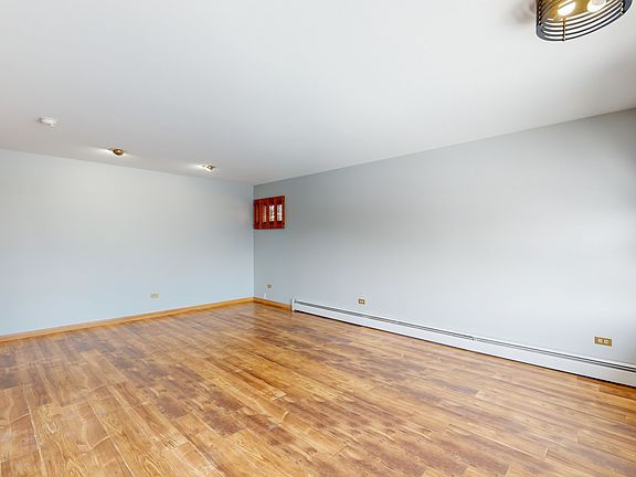 2nd image of 3314 Lincoln St