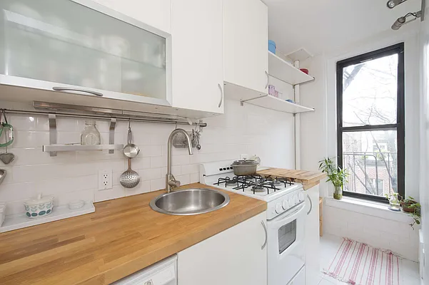 Rented by Compass | media 15