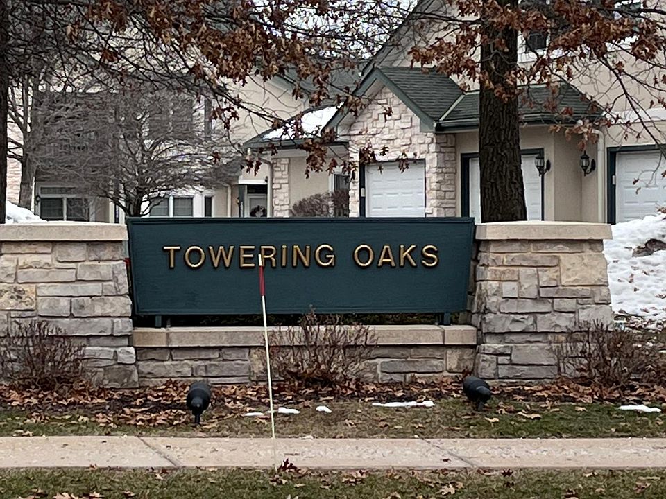 1st image of 10256 W Deerwood Ln #31