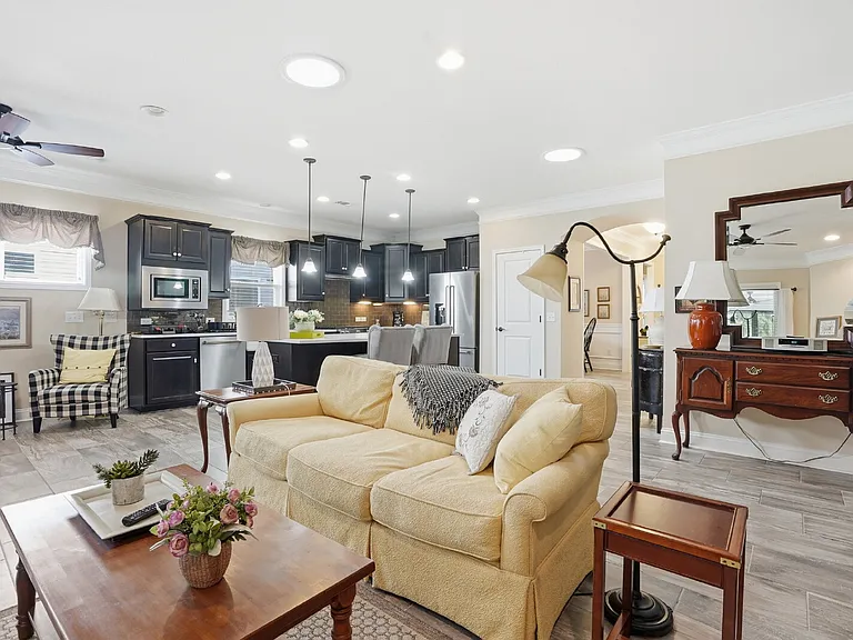 10 Chicory Ct — Photo 13