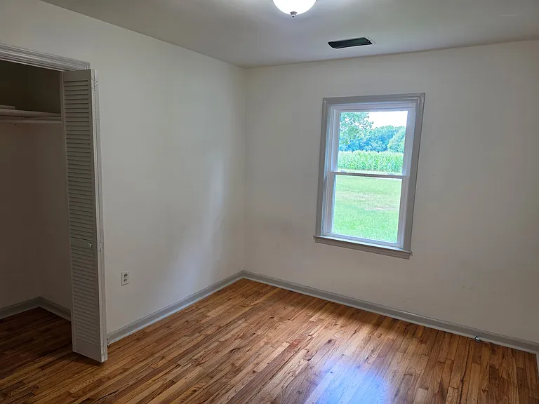 1020 Short Seagraves Rd — Photo 14