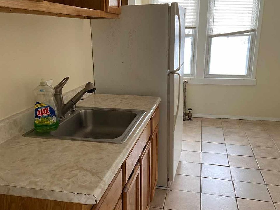 1st image of 69 Seabury St