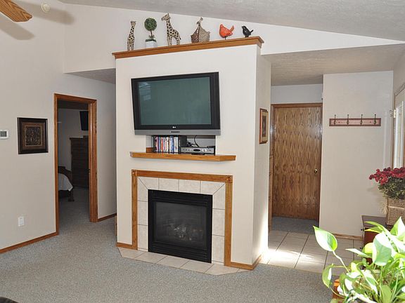 5th image of 13 Northwoods Dr