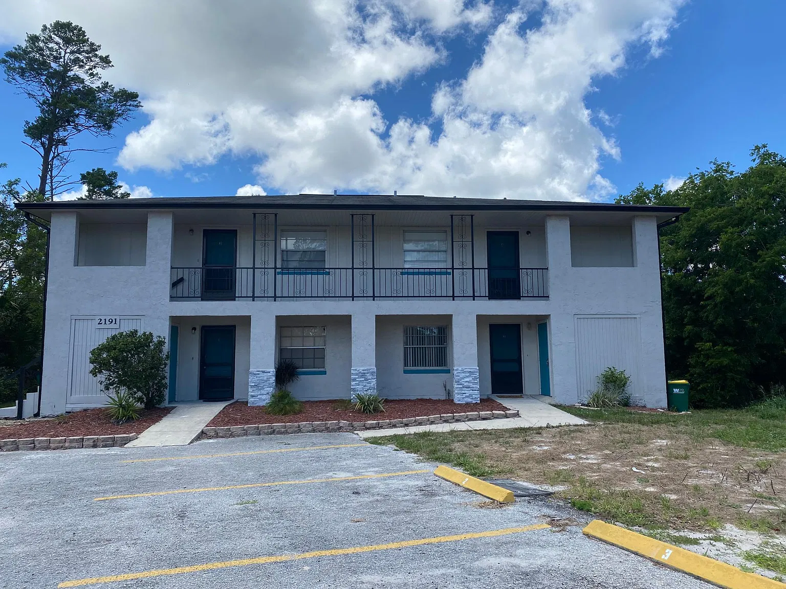 2 bed, 901 sqft, $1,475 — Photo 2