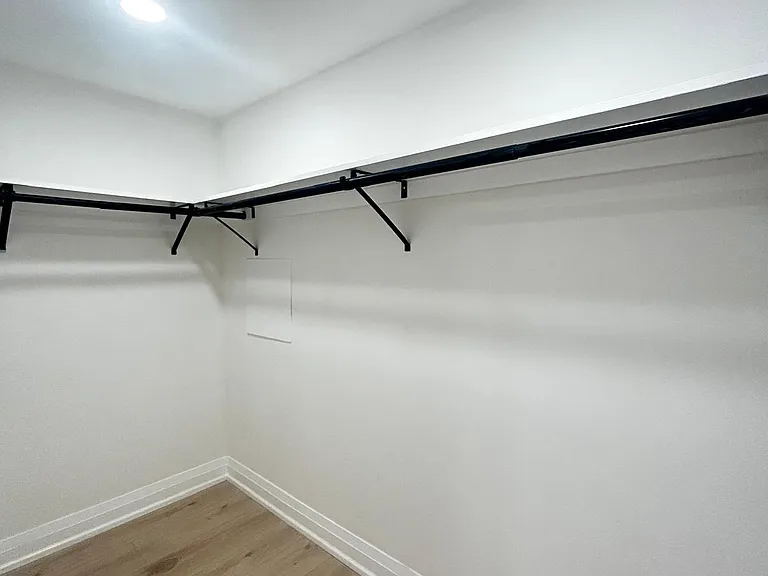 232 Tomlinson Rd #BASEMENT — Photo 6
