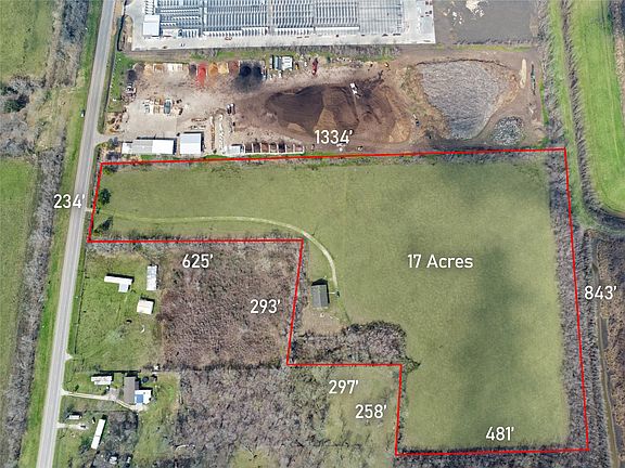 3rd image of 9621 Fm 521 Rd