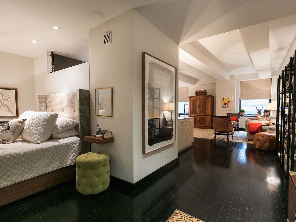 1st image of 20 Pine St APT 505
