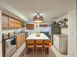 1748 Beacon St #11, Brookline, MA 02445