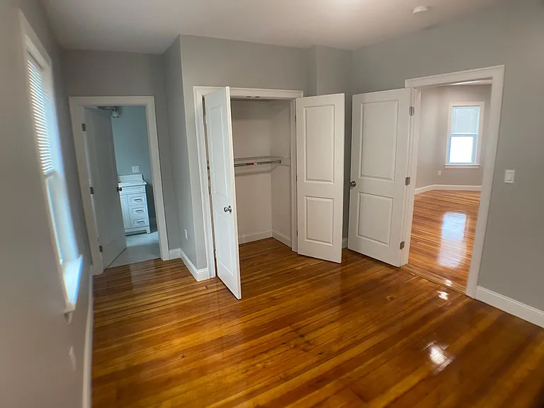 27 Juliette St — Photo 8