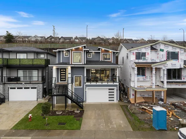 10500 McVeety St, Maple Ridge, BC V2W 0K3