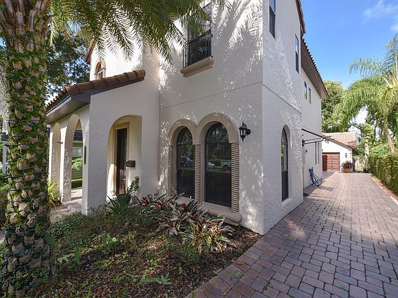 2nd image of 230 Thornton Ln