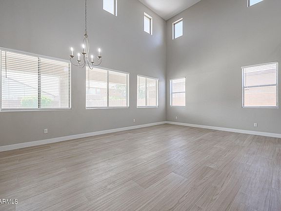 4th image of 3633 E SPARROW Place