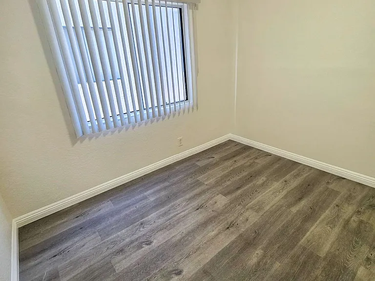 11431 Cedar Avenue — Photo 9
