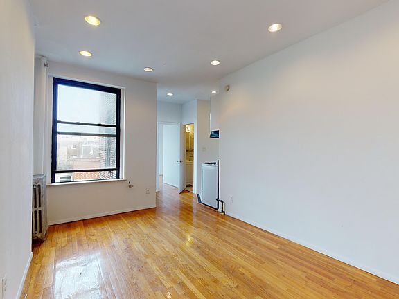4th image of 237 E 5th St APT 1