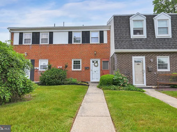 709 Hardwick Pl, York, PA 17404