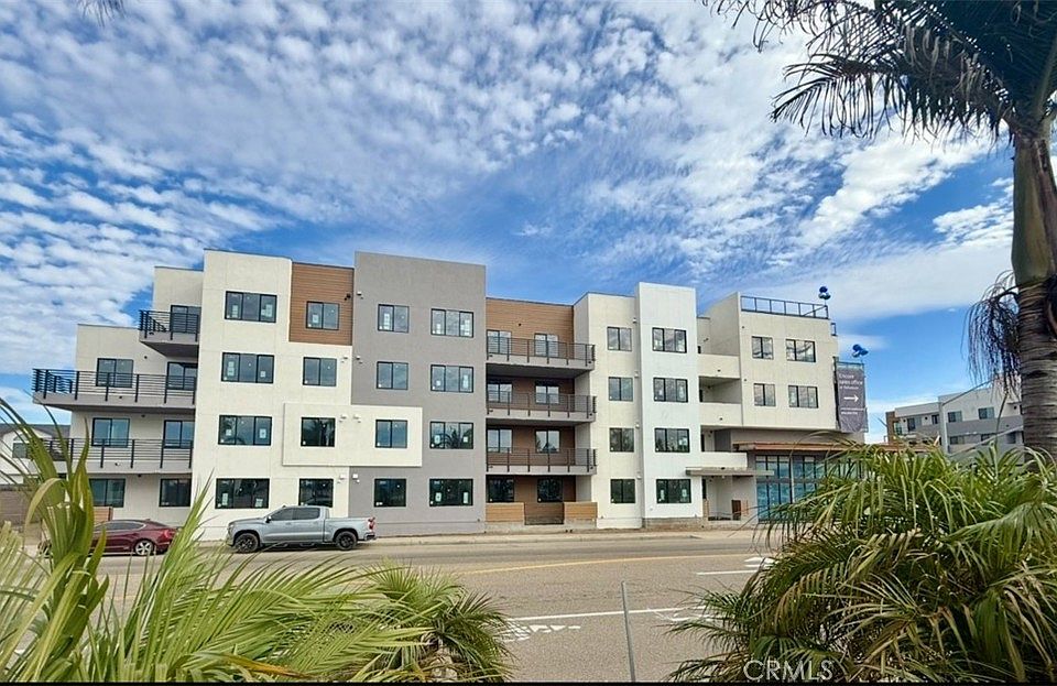 1st image of 451 Grand Ave W #316