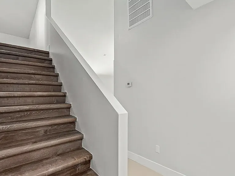 3402 E Virginia Ave — Photo 8