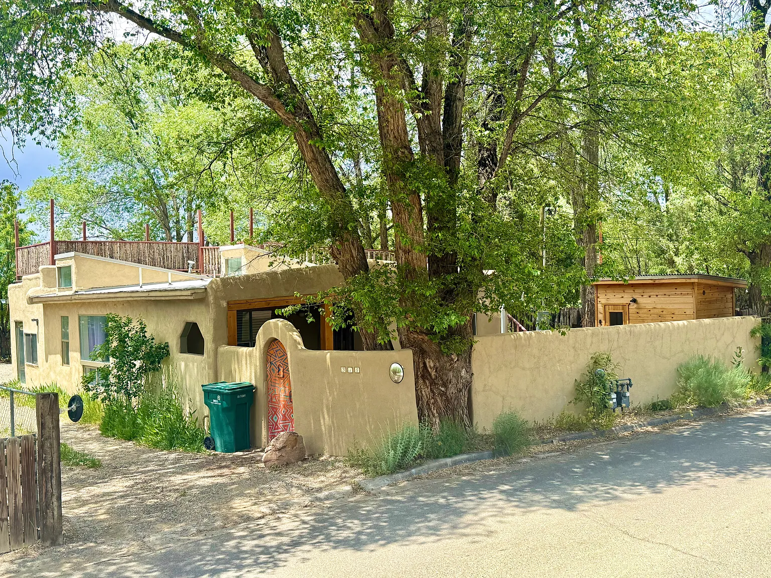 2 bed, 1700 sqft, $2,900 — Photo 1