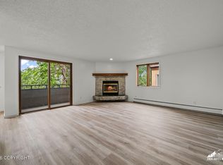 201 Barrow St APT 209, Anchorage, AK 99501