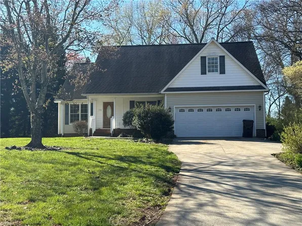 134 Parkway Ct, Mocksville, NC 27028
