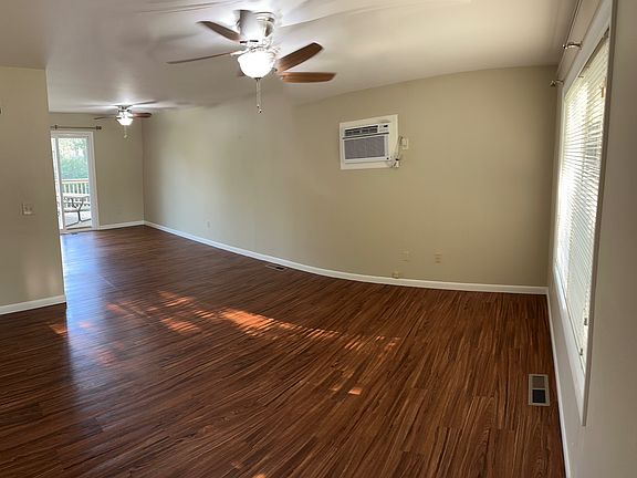 Living & Dining room.