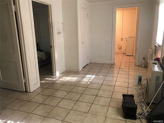 5th image of 1268 Kensington Ave