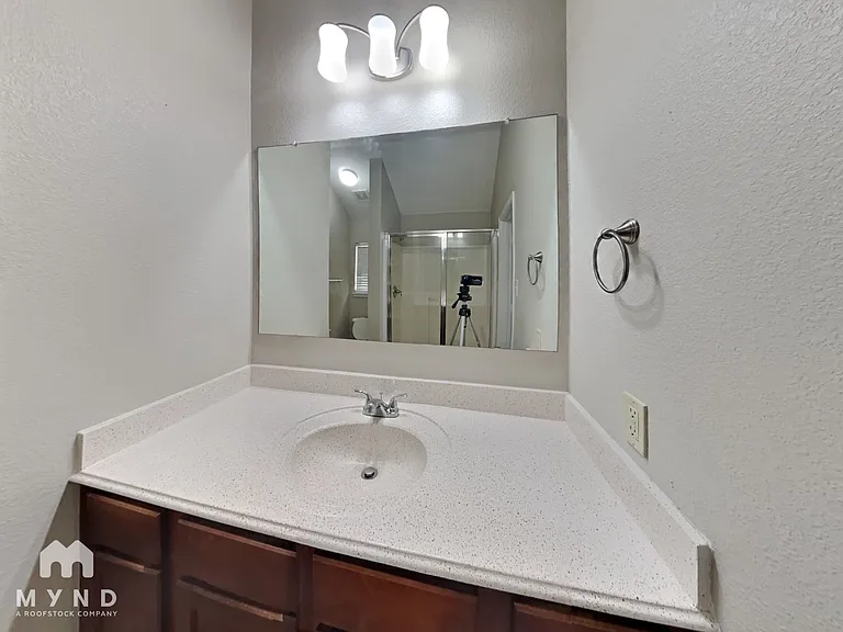 1019 Cottontail Dr — Photo 9