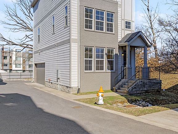 3rd image of 122 Oceola Ave #E