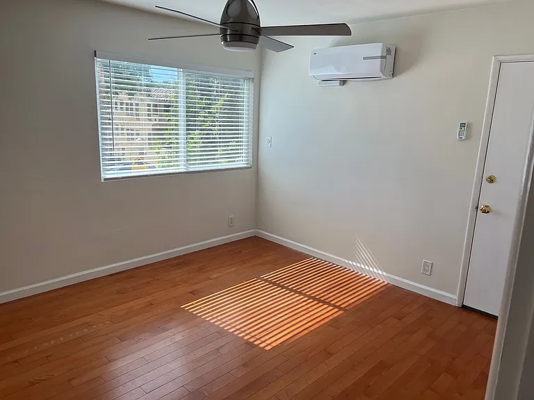 3335 Rowena Ave #1 — Photo 12