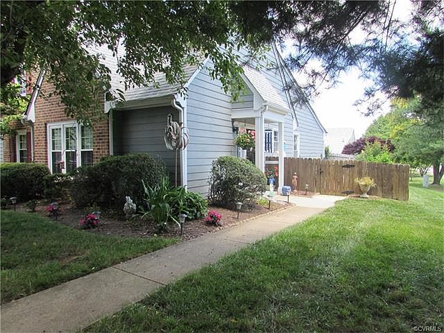 1st image of 7800 Fitzgerald Ct #0