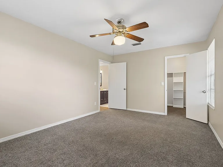 3920 University Club Blvd — Photo 13