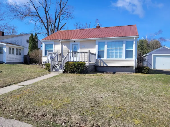 685 S 2nd St, Rogers City, MI 49779