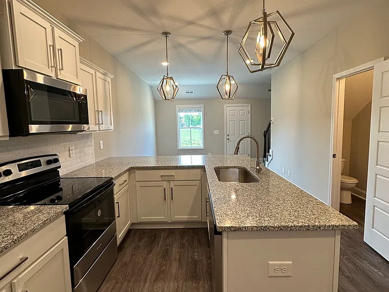 208 Drayton Dr #A — Photo 3