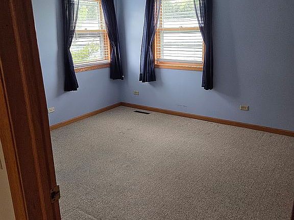 2nd image of 9415 Mansion Heights Dr