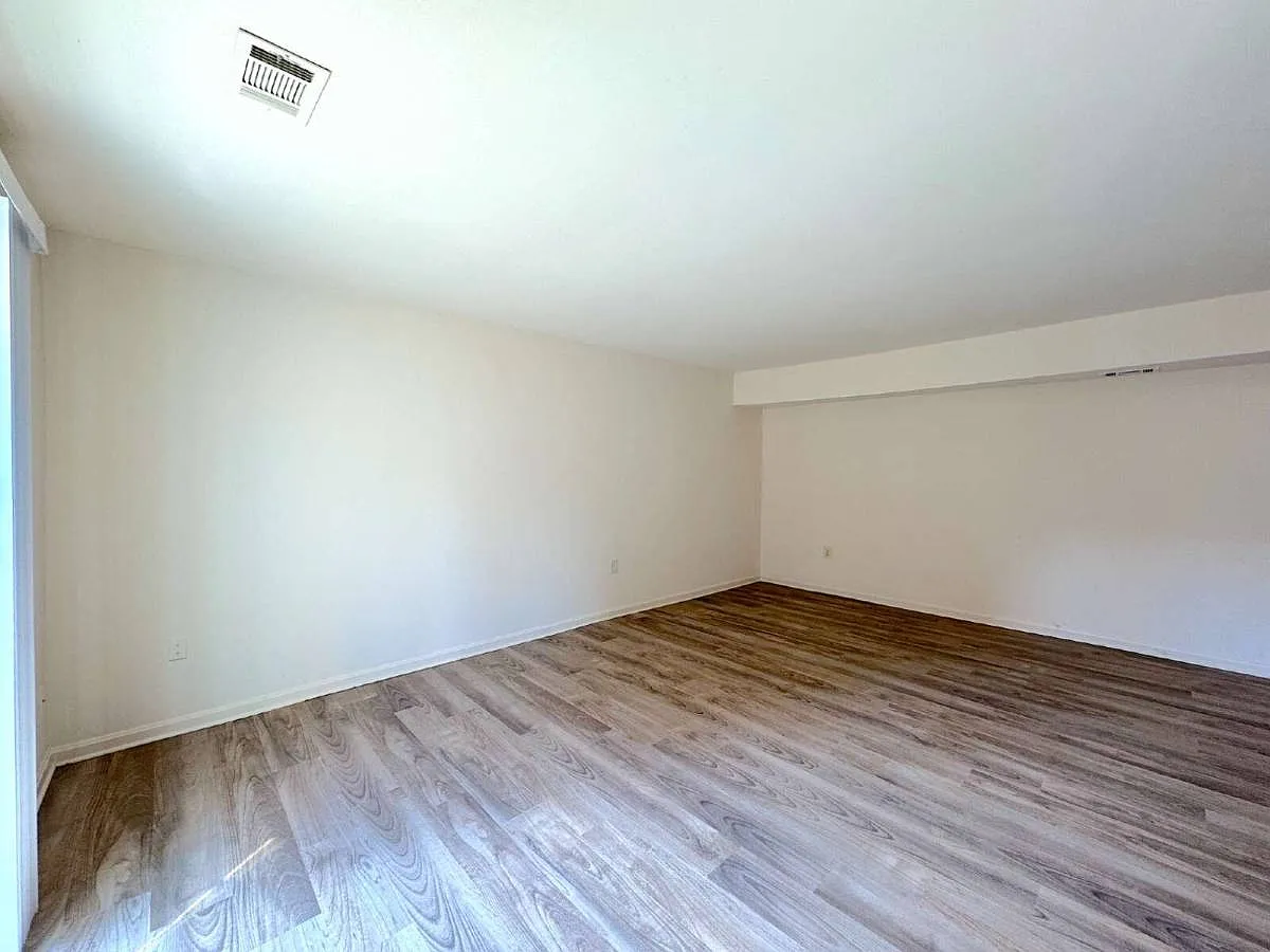 Building Photo - 4538 Conwell Dr