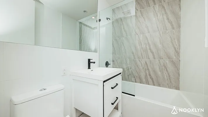 Rented by Nooklyn NYC LLC | media 72