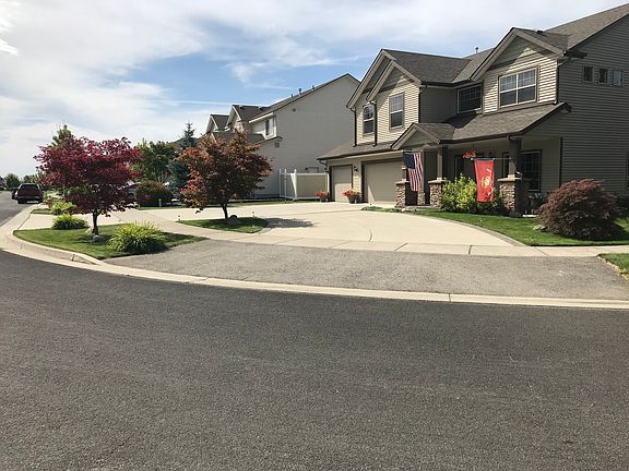 Circular Driveway corner lot
