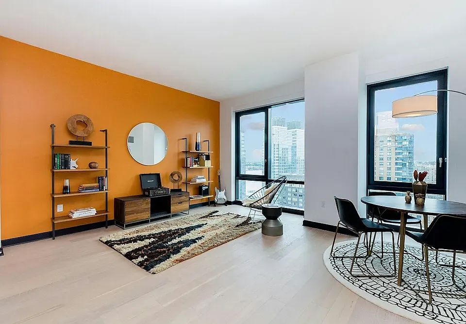 21 W End Ave #3301
