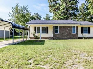 110 Elfreth Ln, Spring Lake, NC 28390