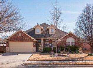 905 Canterbury Dr, Saginaw, TX 76179