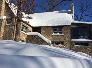 2347 S Arlington Ridge Rd, Arlington, VA 22202