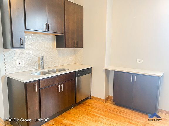 2nd image of 1514 N Honore St #3887873