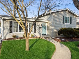 1008 S President St, Wheaton, IL 60189