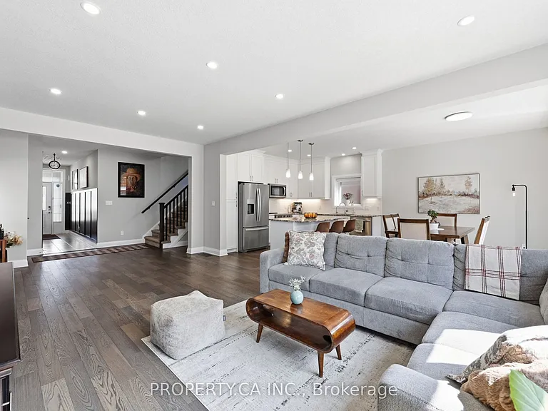629 Wild Rye St W — Photo 10