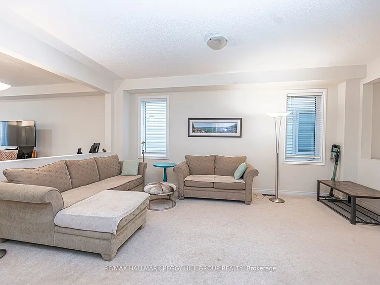 36 Sasco Way — Photo 7
