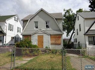 275-277 E 26th St, Paterson, NJ 07514