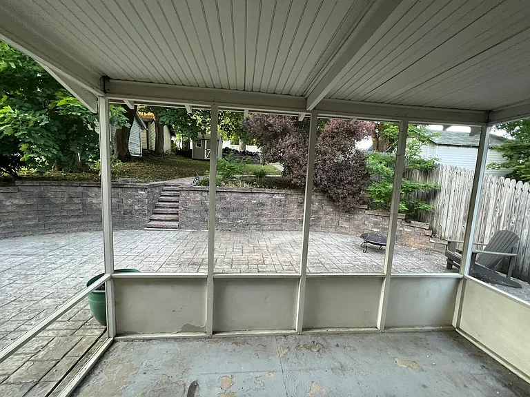 519 School St — Photo 9