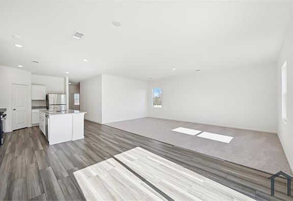 4th image of 1258 Herring Dr