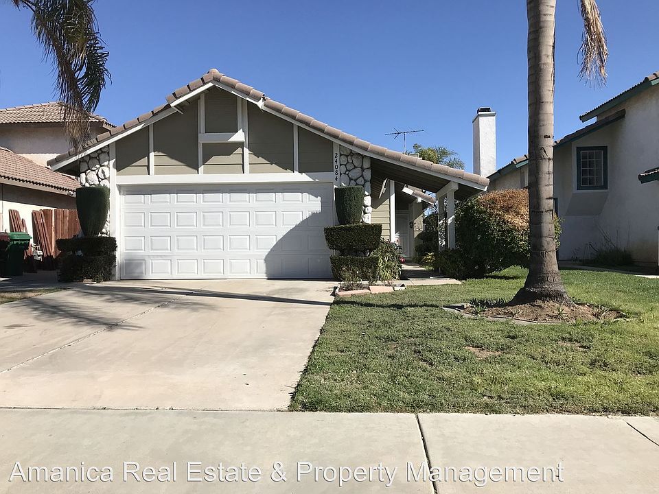 1st image of 24084 Stonebridge Ct